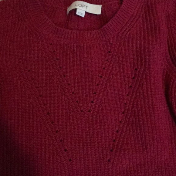Ann Taylor Loft sweater - Picture 2 of 3